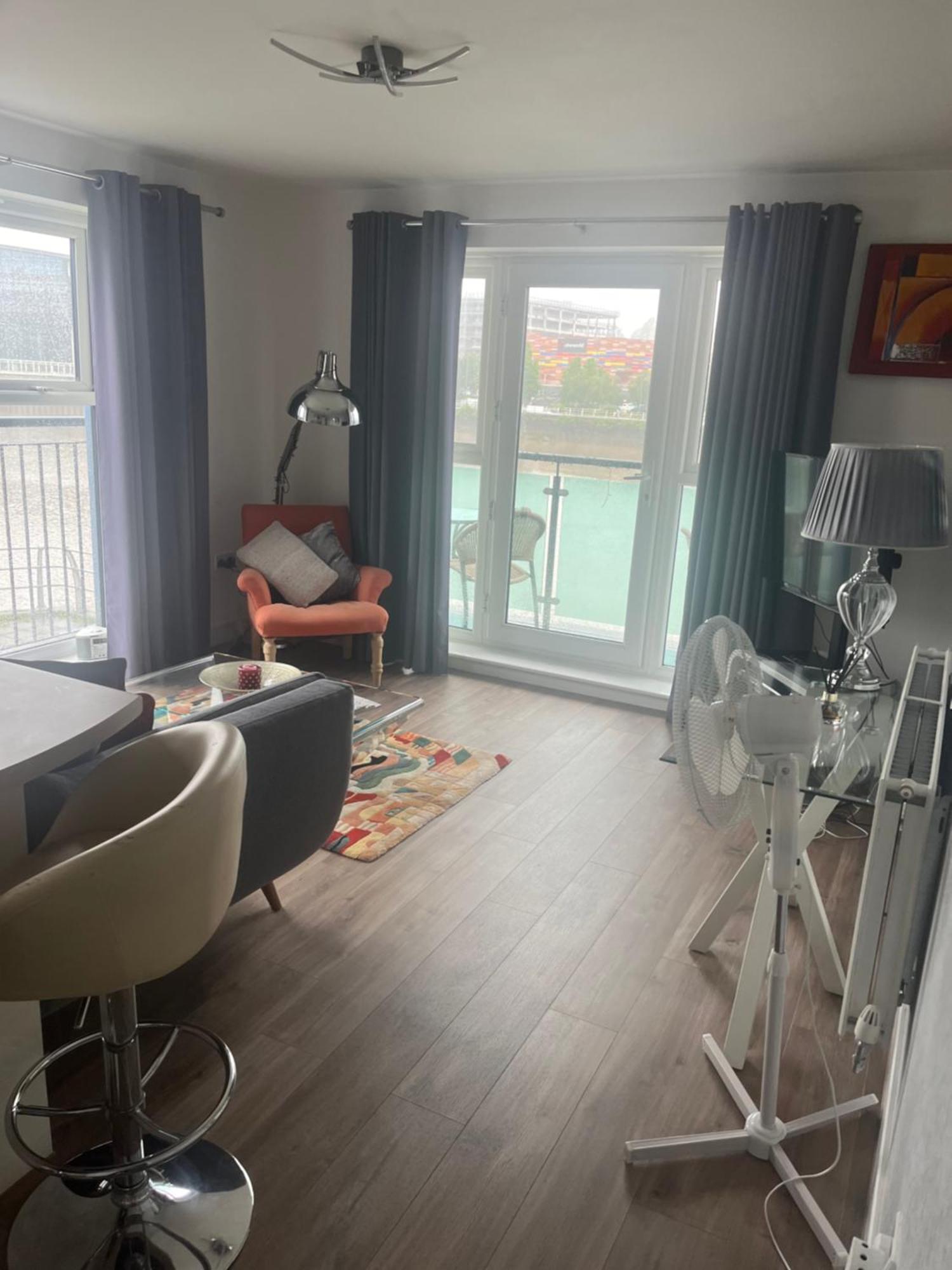 The Serlio Baroque Court Apartment Newport  Extérieur photo